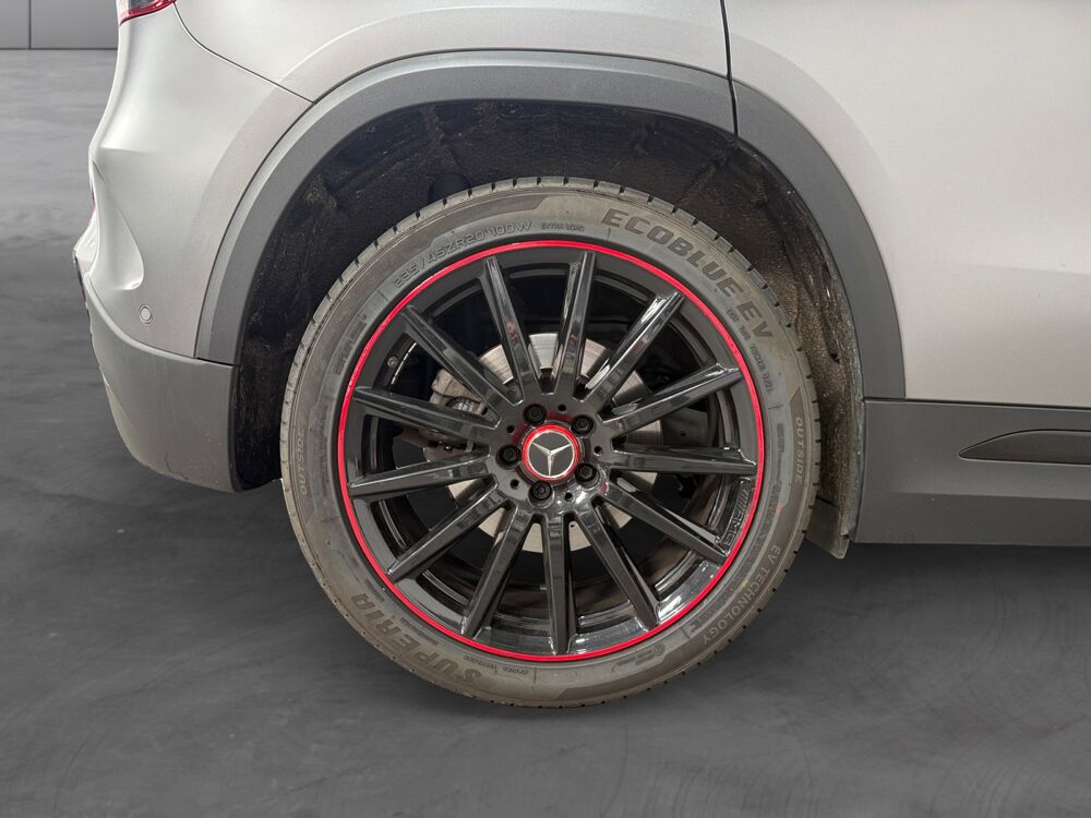 Classe GLA GLA 220 D 4MATIC AMG LINE DCT 2020 occasion 69530 Brignais