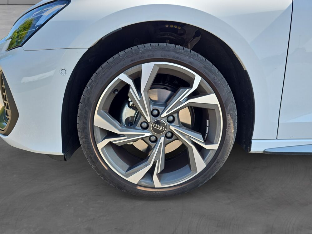 A3 35 TFSI 150 MHEV S LINE S TRONIC 2025 occasion 03300 Cusset