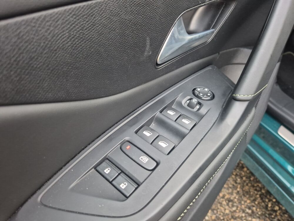 308 1.2 HYBRID 145 GT EXCLUSIVE E-DCS 2025 occasion 26000 Valence