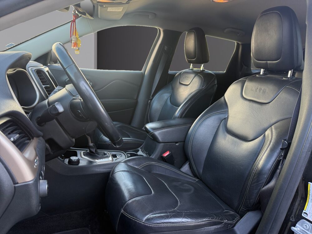 Cherokee Limited 2015 occasion 83210 La Farl&egrave;de