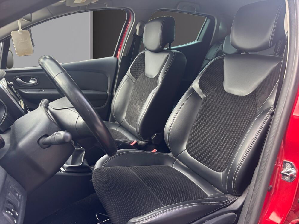 Clio G&eacute;n&eacute;ration 2019 occasion 69730 Genay