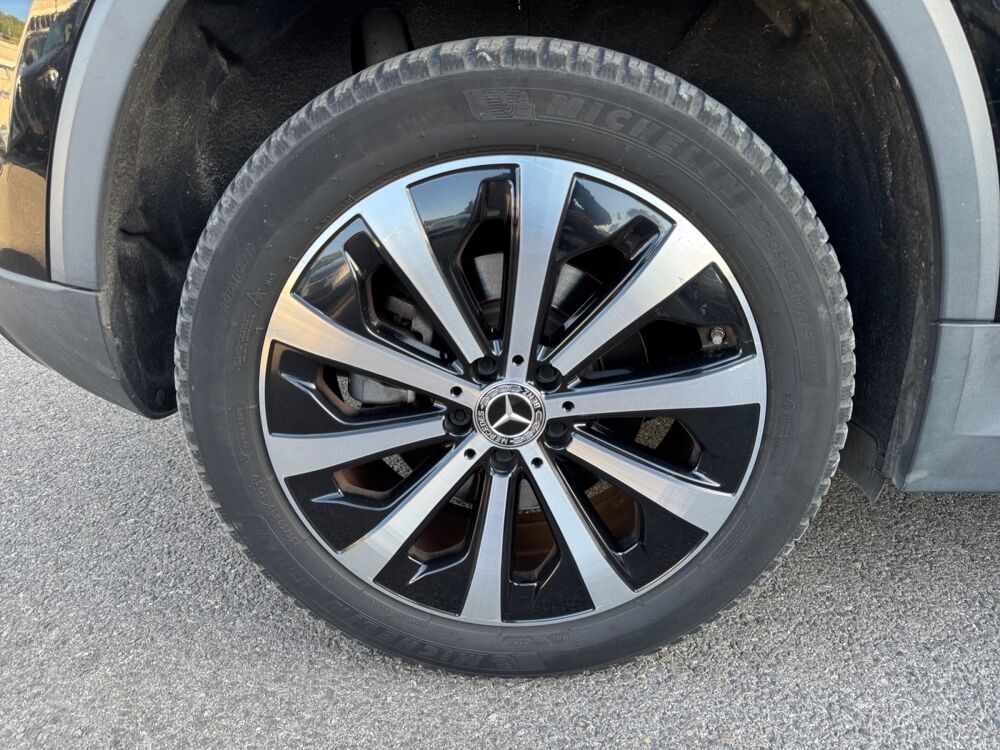 Classe GLA GLA 250 E PROGRESSIVE LINE DCT 2020 occasion 13600 La Ciotat