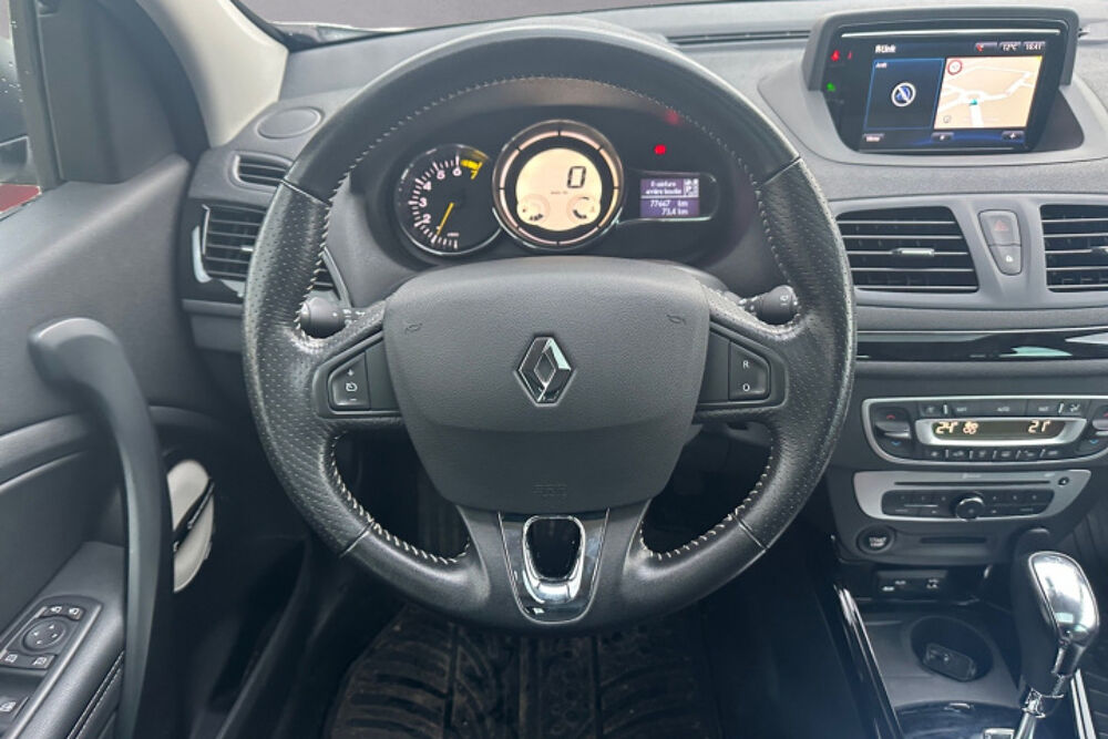 M&eacute;gane III (3) 1.2 TCE 130 BOSE EDITION EDC 2015 occasion 64121 Serres-Castet