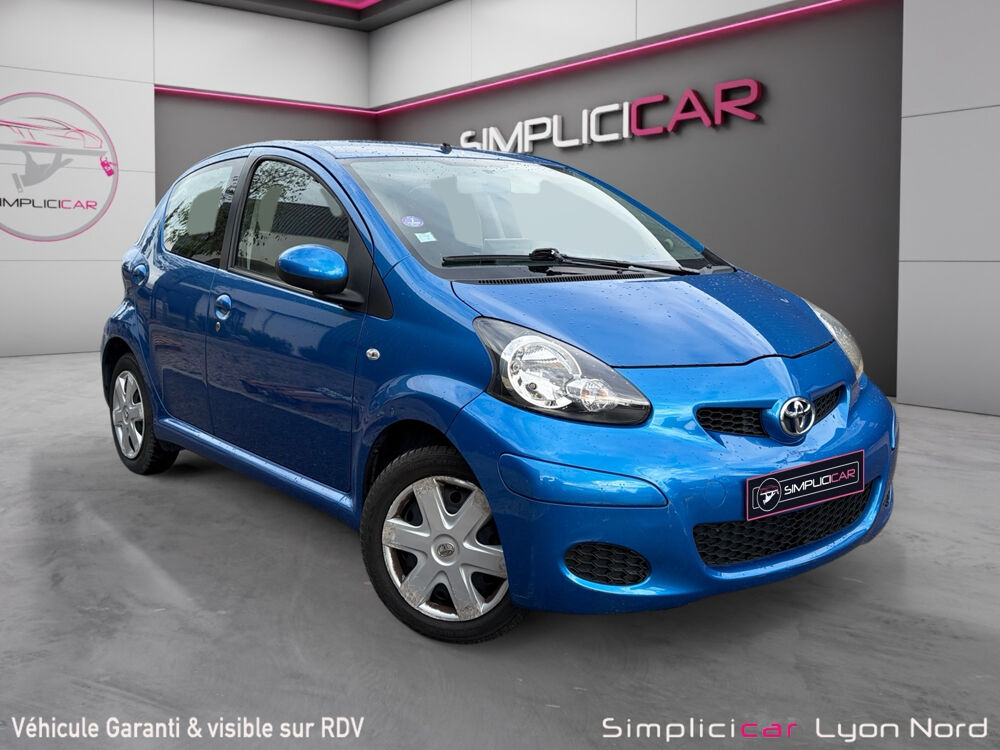 Aygo CONNECT 2011 occasion 69730 Genay