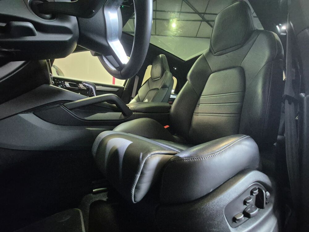 Cayenne COUPE 3.0 V6 462 E-HYBRID AUTO 2023 occasion 73290 La Motte-Servolex