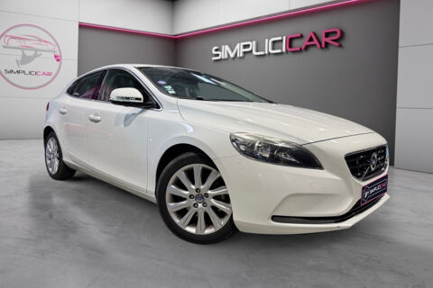 Annonce voiture Volvo V40 9470 €