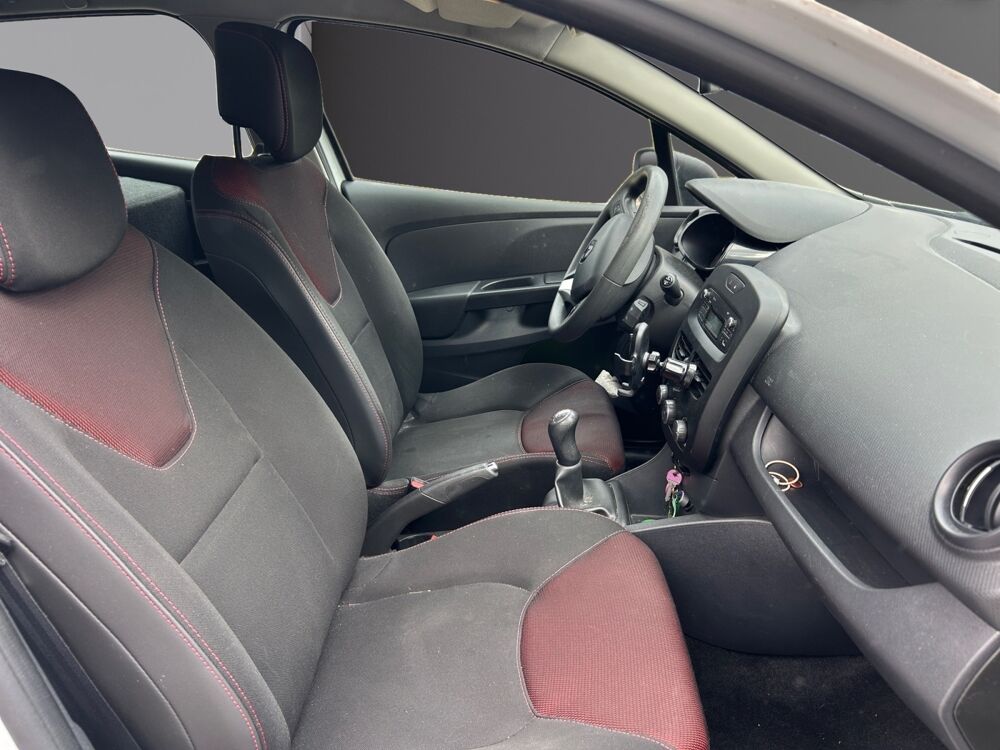 Clio 1.5 DCI 75 INTENS 2016 occasion 69730 Genay