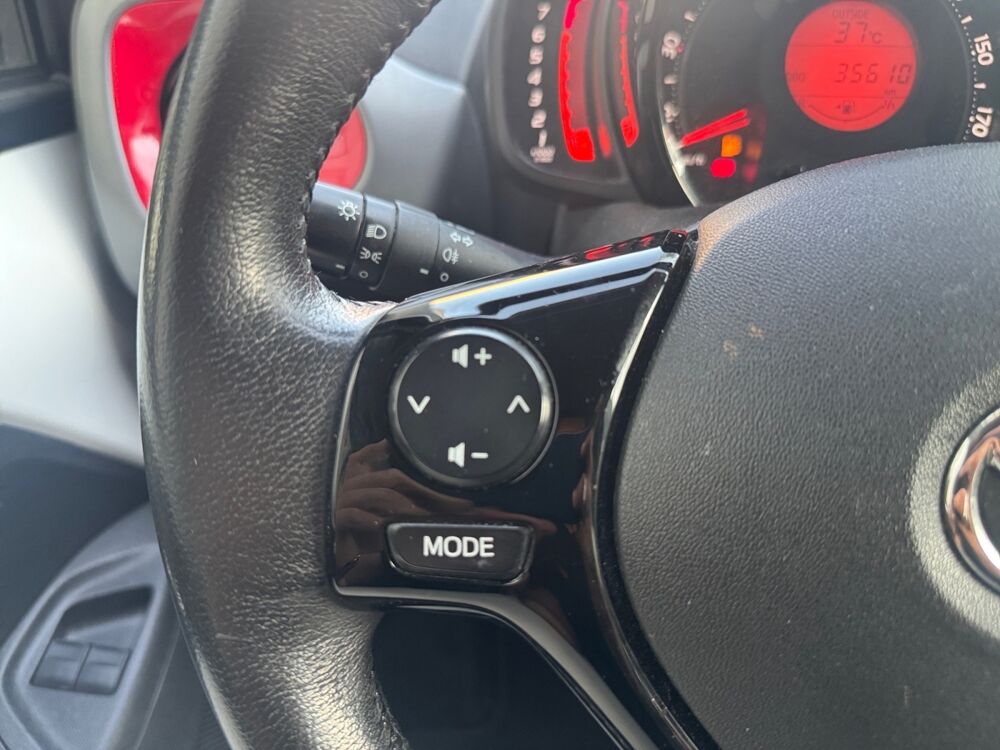 Aygo 1.0 VVT-I 72 X-CLUSIV PH2 2019 occasion 93100 Montreuil