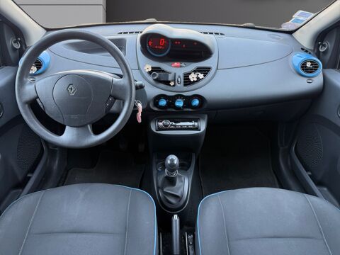 Twingo Authentique 2011 occasion 83210 La Farl&egrave;de