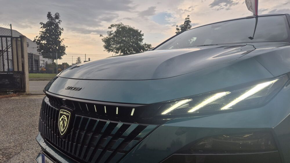 308 1.2 HYBRID 145 GT EXCLUSIVE E-DCS 2025 occasion 26000 Valence