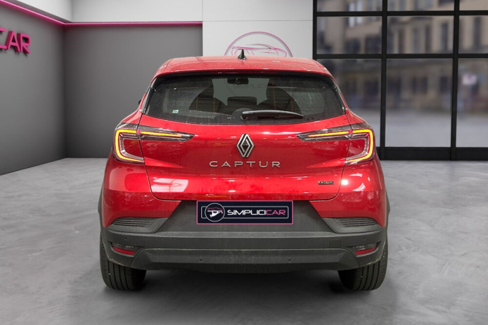 Captur II (2) 1.8 E-TECH FULL HYBRID 160 TECHNO 2025 occasion 69530 Brignais