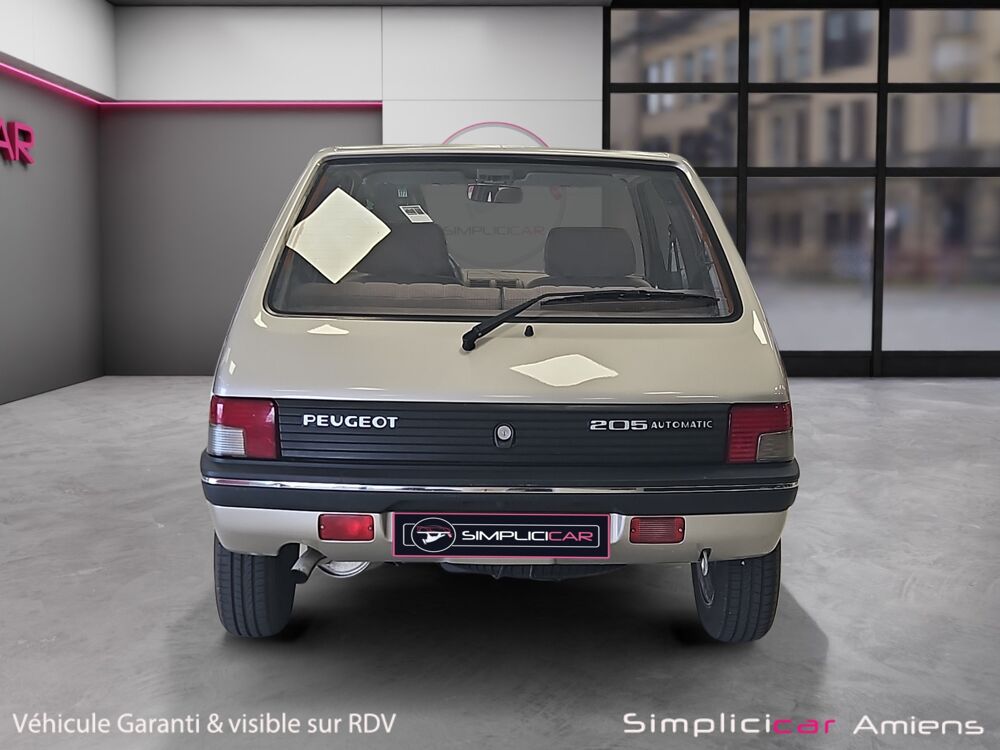 205 Automatique 1991 occasion 80080 Amiens