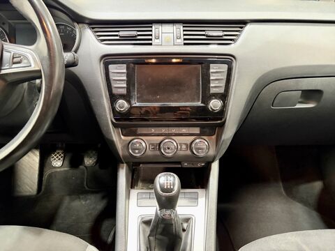Octavia COMBI 1.2 TSI 110 EDITION 2016 occasion 69530 Brignais