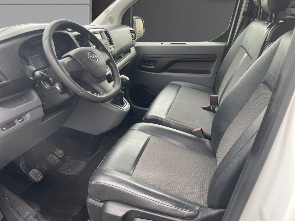 Vivaro L2 Standard 1.5 D 120ch Pack Clim TVA RECUP 2020 occasion 17200 Saint-Sulpice-de-Royan