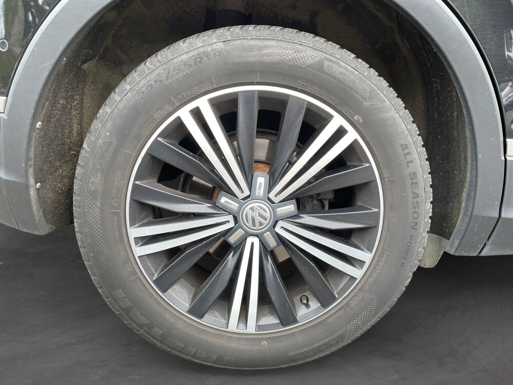 Tiguan 2.0 TDI 150 4X4 CARAT EDITION DSG PH2 2016 occasion 49070 Beaucouz&eacute;