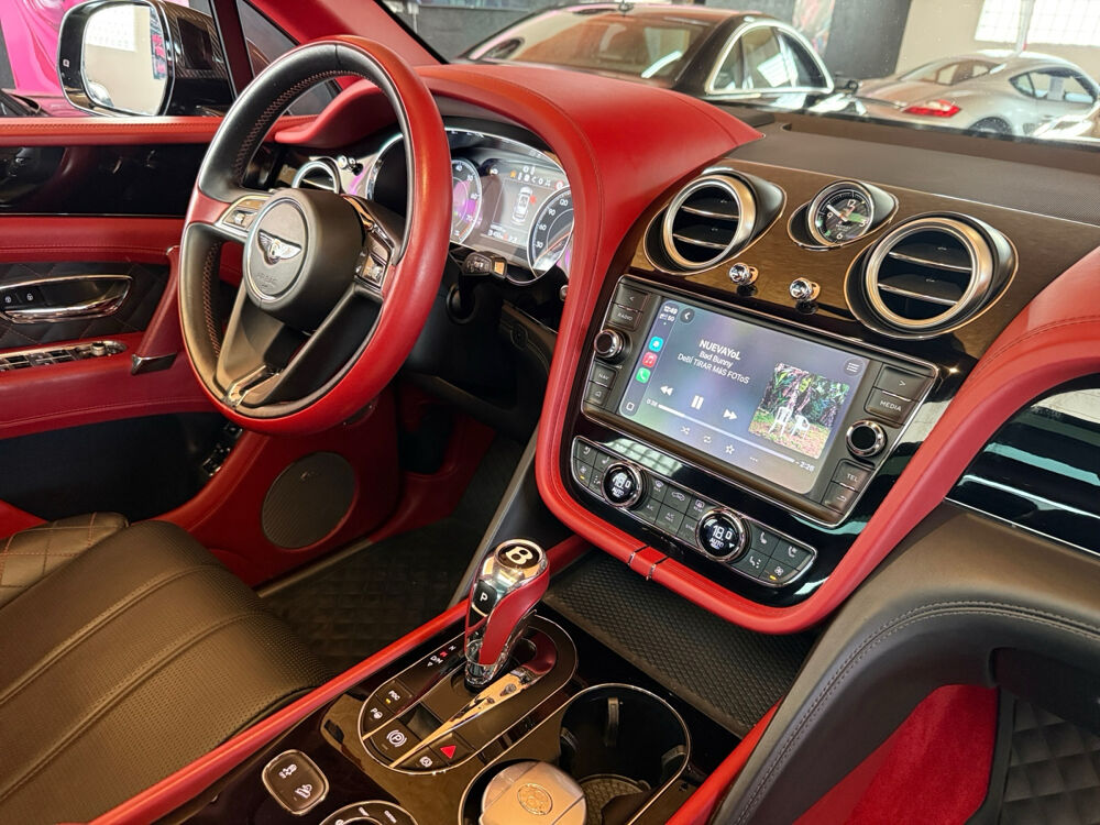 Bentayga First Edition 2016 occasion 25300 Vuillecin