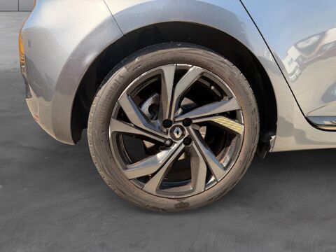 Clio 1.6 E-TECH 140 RS LINE 2023 occasion 83480 Puget-sur-Argens