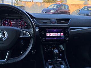 Superb COMBI 2.0 TDI 190 SPORT LINE 4X4 DSG7 2019 occasion 26000 Valence