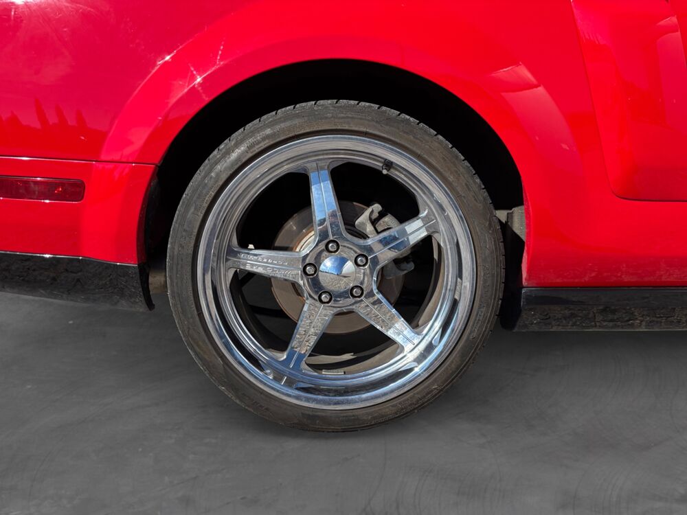 Mustang 4.6 V8 GT AUTO IMPORTE 2006 occasion 45750 Saint-Pryv&eacute;-Saint-Mesmin