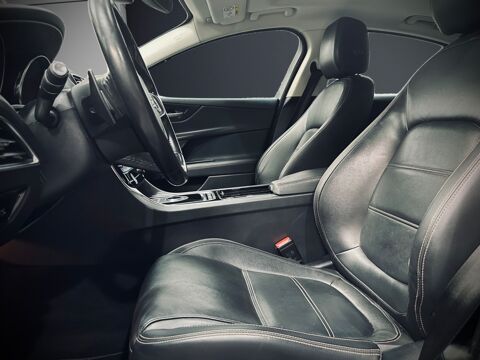 XE 2.0 TD 180 PRESTIGE 2018 occasion 69530 Brignais