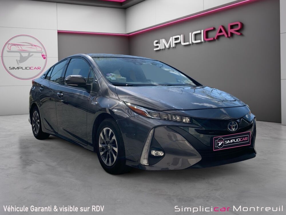 Prius HYBRIDE RECHARGEABLE SOLAR 2017 occasion 93100 Montreuil