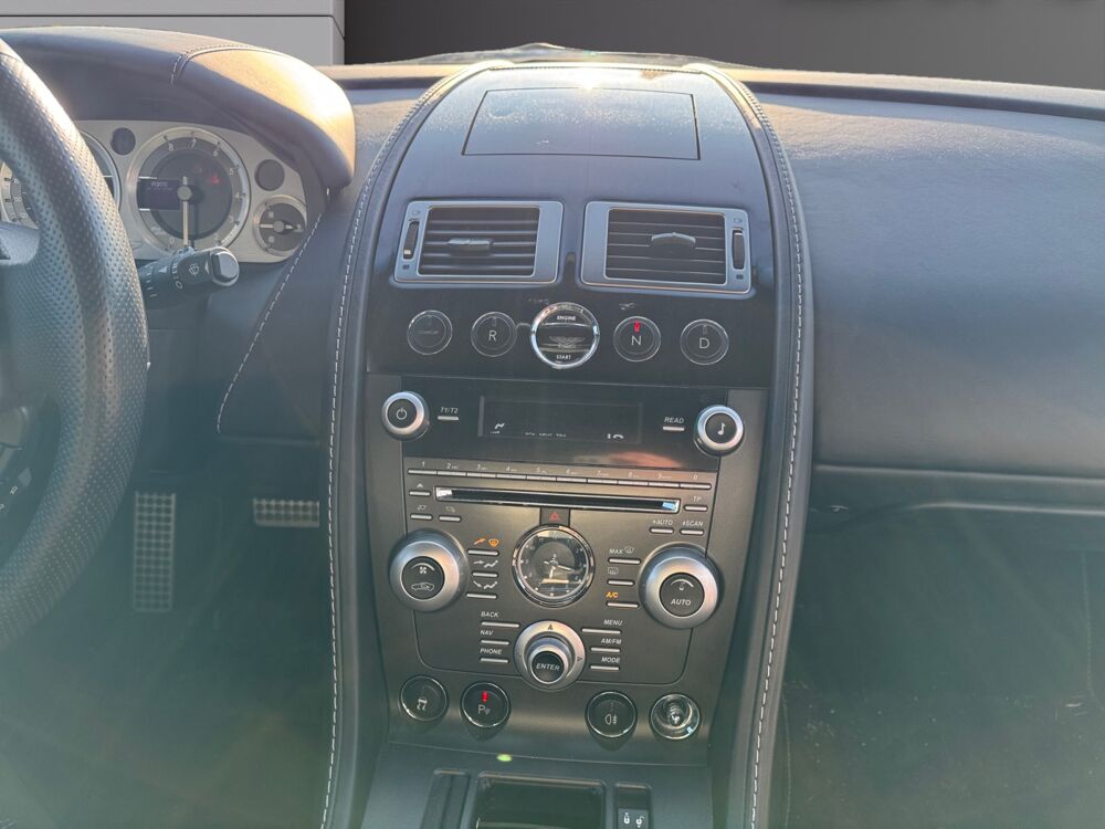 V8 ASTON MARTIN VANTAGE 4.7 SPORTSHIFT 2008 occasion 45750 Saint-Pryv&eacute;-Saint-Mesmin