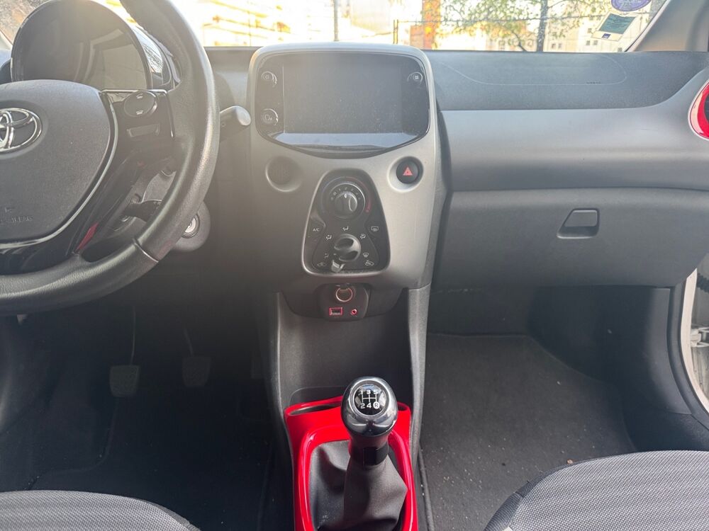 Aygo 1.0 VVT-I 72 X-CLUSIV PH2 2019 occasion 93100 Montreuil