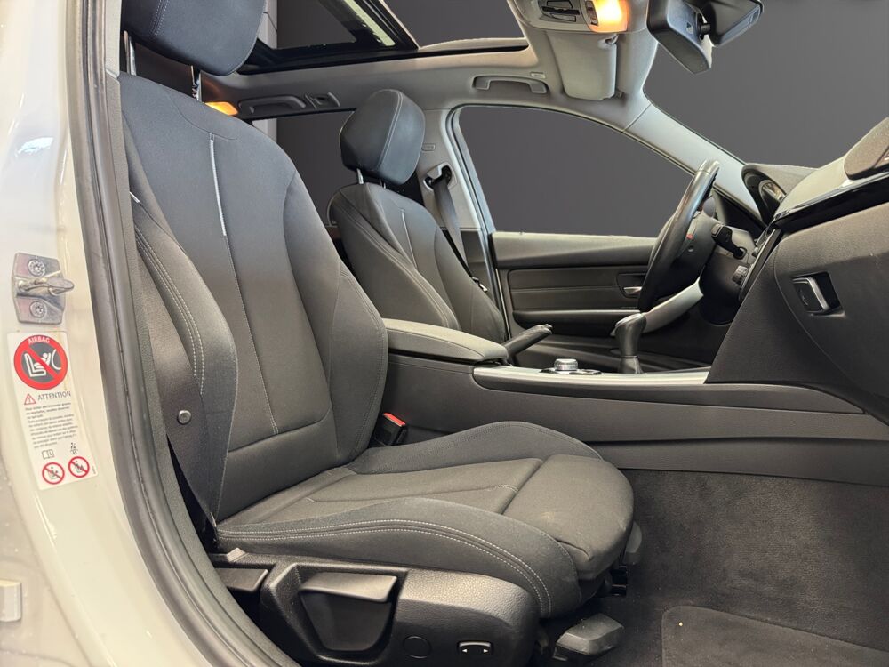 S&eacute;rie 3 TOURING 318D XD 143 BUSINESS 2013 occasion 80080 Amiens