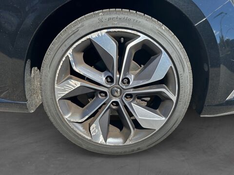 M&eacute;gane TCE 130 AKAJU 2016 occasion 69730 Genay