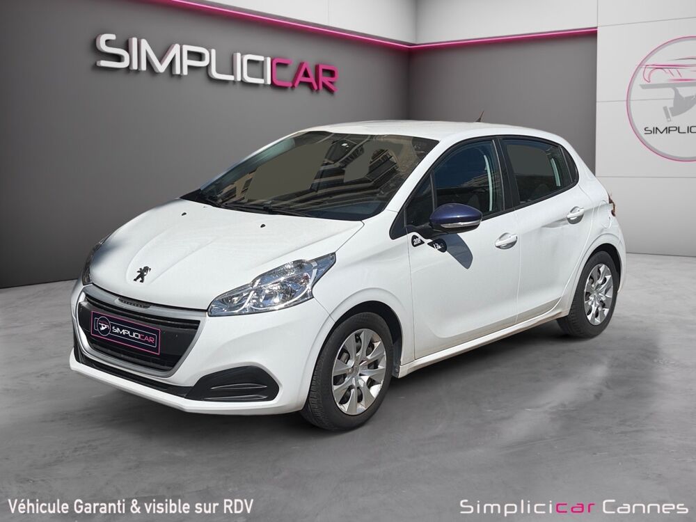 208 1.2 VTI 68 ACTIVE 2018 occasion 06400 Cannes