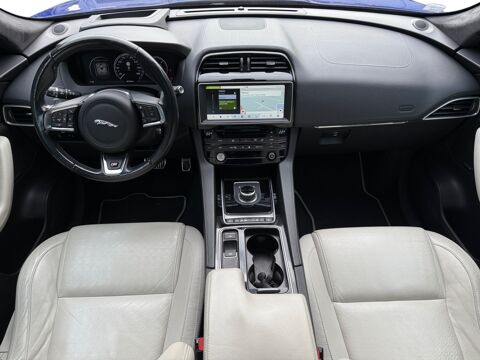 F-PACE 3.0 V6 D 300 PREMIERE EDITION 4X4 BVA8 2016 occasion 85340 Les Sables-d'Olonne
