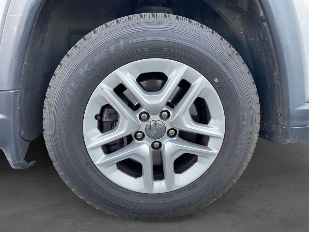 Compass 1.4 MULTI AIR 140 SPORT 4X2 2018 occasion 49070 Beaucouz&eacute;