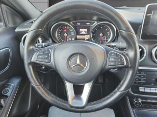 Classe GLA GLA 180 D DCT INTUITION 2017 occasion 83480 Puget-sur-Argens