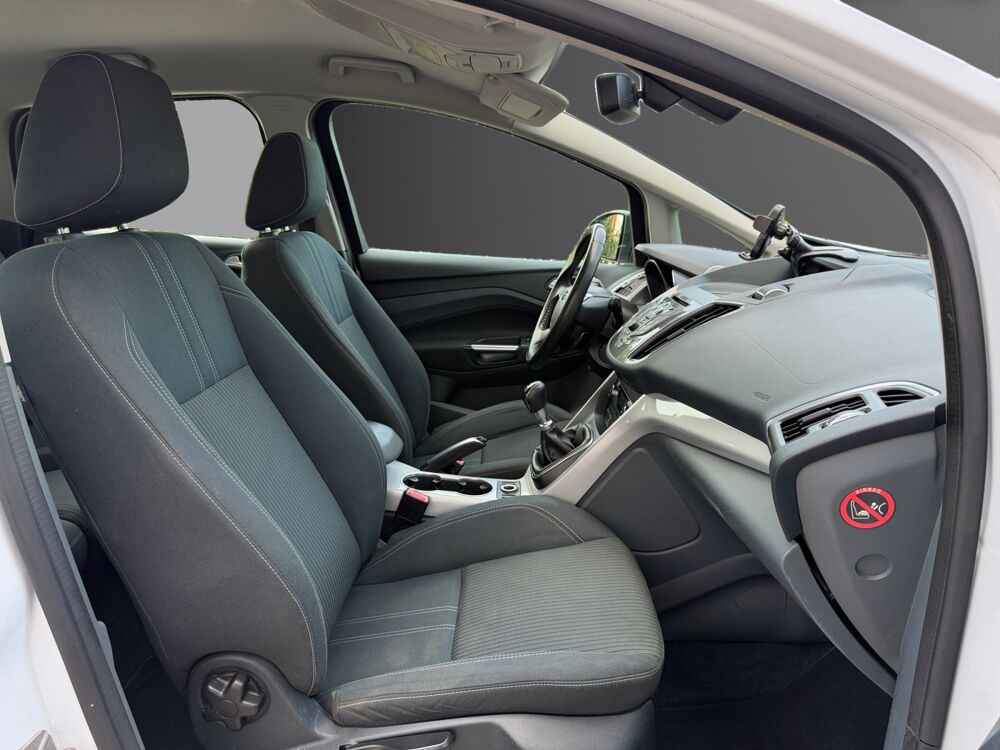 C-max Titanium 2011 occasion 83210 La Farl&egrave;de