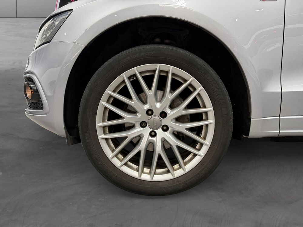 Q5 2.0 TDI 190 S LINE COMPETITION PLUS QUATTRO S TRON 2016 occasion 69530 Brignais
