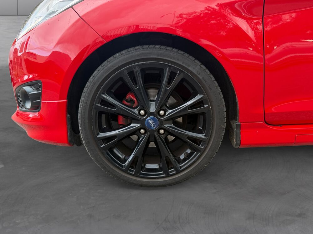 Fiesta RED EDITION 2015 occasion 30900 Nimes