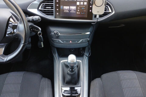 308 SW 1.2 PURE TECH 130 ALLURE BUSINESS 2016 occasion 13600 La Ciotat