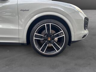 Cayenne 3.0 V6 E-HYBRID COUPE 2021 occasion 93100 Montreuil