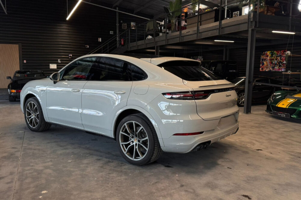Cayenne 3.0 V6 E-HYBRID COUPE PLATINIUM EDITION 2023 occasion 64121 Serres-Castet