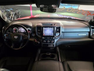 RAM 5.7 V8 4X4 PICK UP AUTO BIG HORN 2021 occasion 73290 La Motte-Servolex