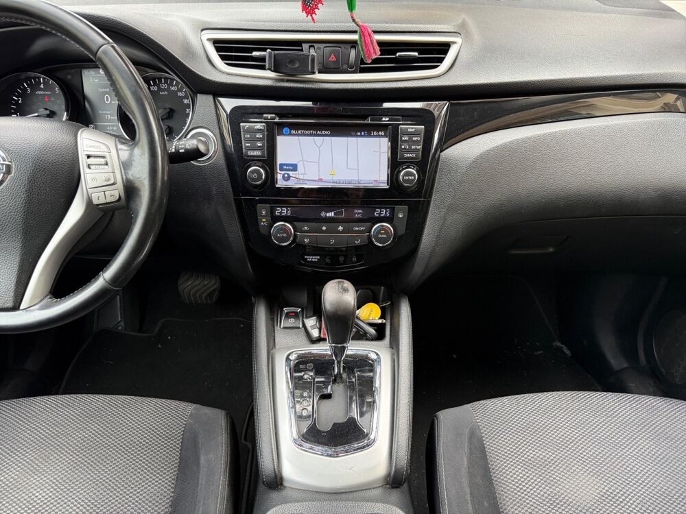Qashqai Tekna 2016 occasion 06400 Cannes