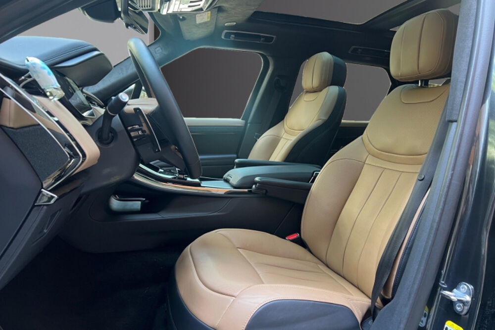 Range Rover P550e AWD 3.0L i6 PHEV Autobiography 2024 occasion 93100 Montreuil