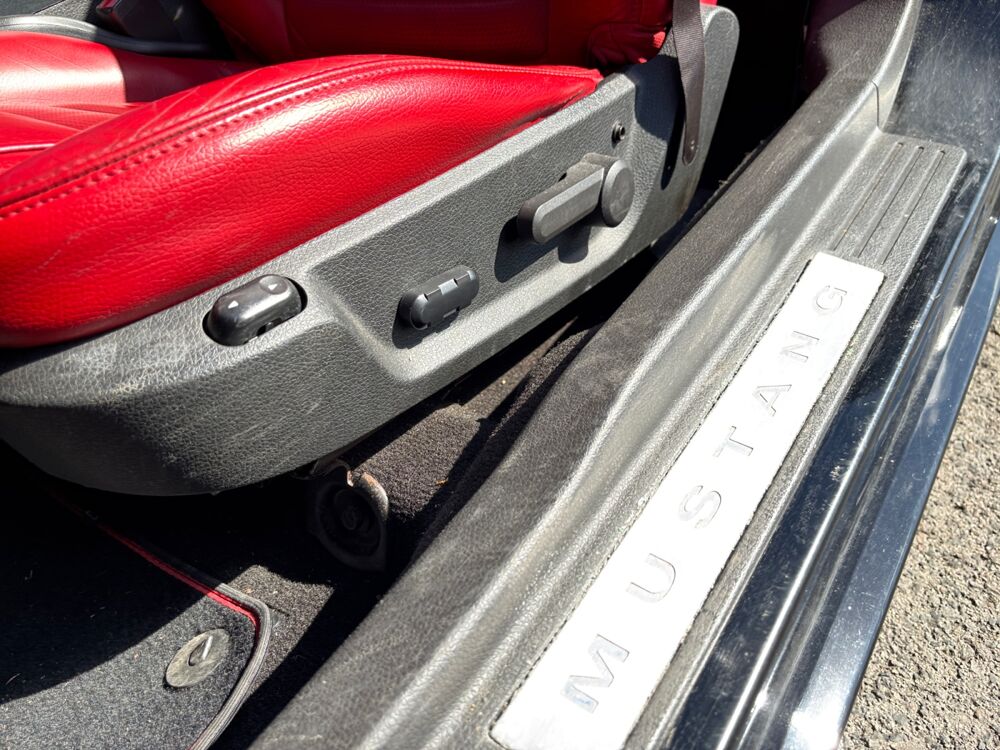 Mustang V8 GT CS FASTBACK 2006 occasion 25410 Saint-Vit