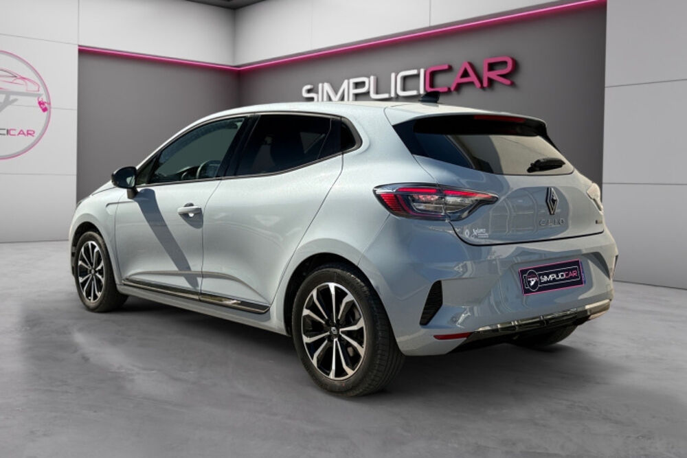 Clio V (2) 1.6 E-TECH FULL HYBRID 145 GSR2 TECHNO 2025 occasion 13600 La Ciotat