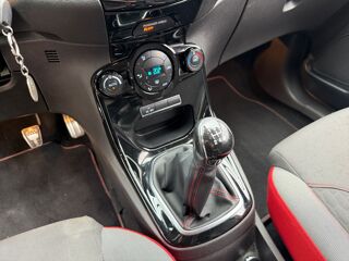 Fiesta RED EDITION 2015 occasion 30900 Nimes