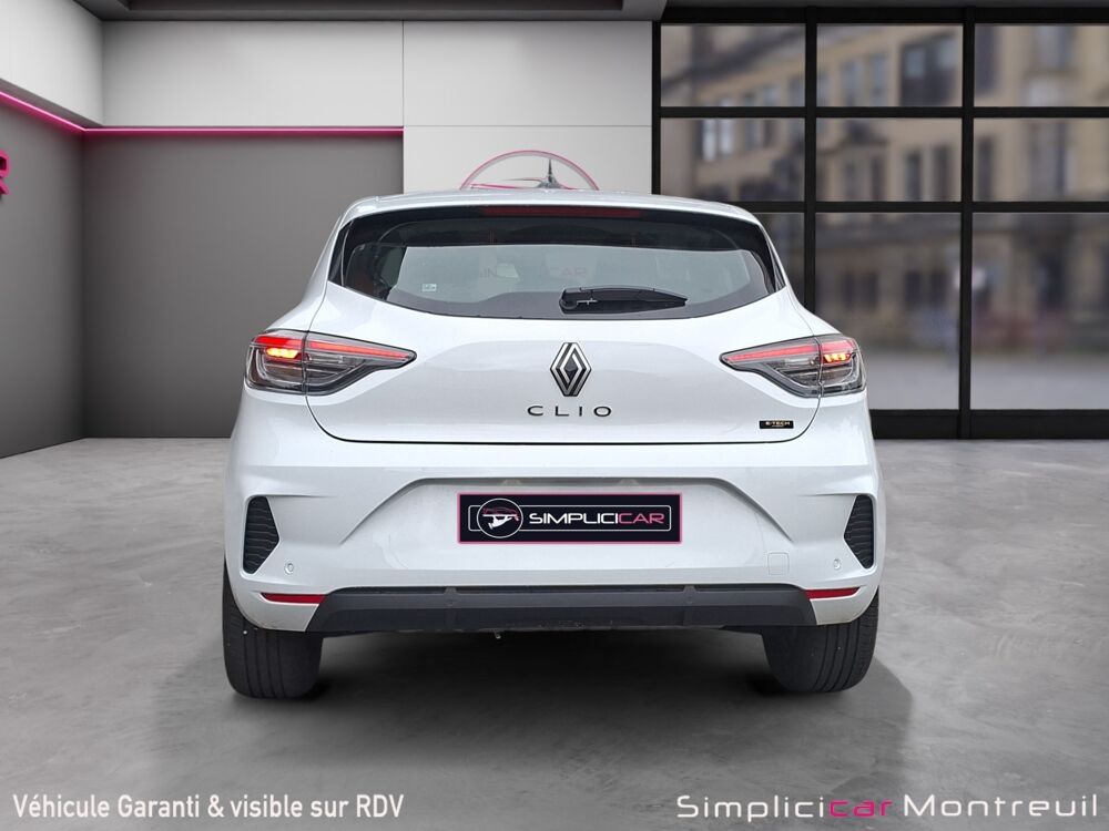Clio 1.6 E-TECH 145 evolution 2026 occasion 93100 Montreuil