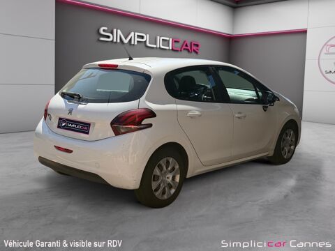208 1.2 VTI 68 ACTIVE 2018 occasion 06400 Cannes