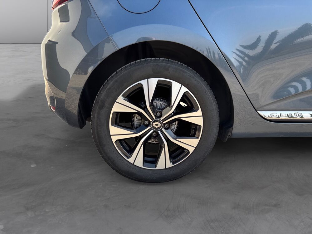 Clio Limited 2021 occasion 45750 Saint-Pryv&eacute;-Saint-Mesmin