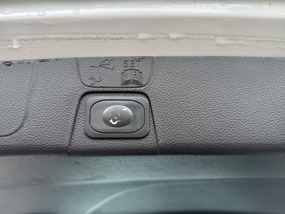 C-max Ford C-MAX II 1.0 EcoBoost 125ch Stop&Start Titanium 2015 occasion 45750 Saint-Pryv&eacute;-Saint-Mesmin