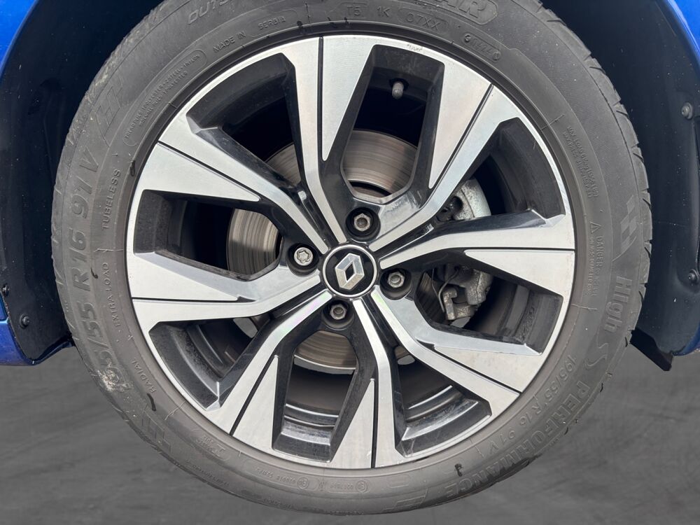 Clio Evolution 2022 occasion 69730 Genay